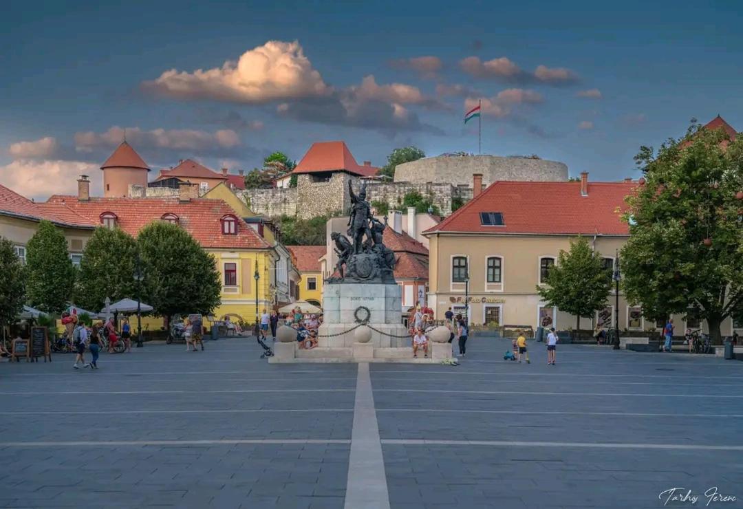 Albina Apartman Эгер Экстерьер фото